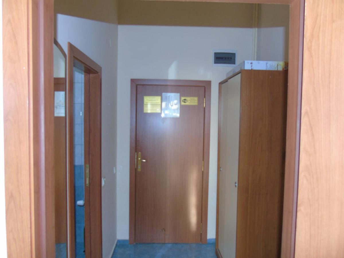 בורובץ Хотел Флора Private Studio All Seasons מראה חיצוני תמונה